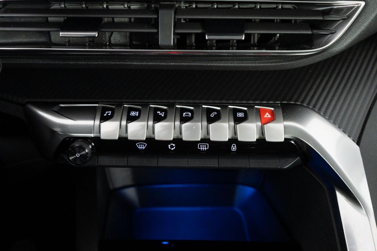 peugeot-5008-2022-gasolina-1199cc