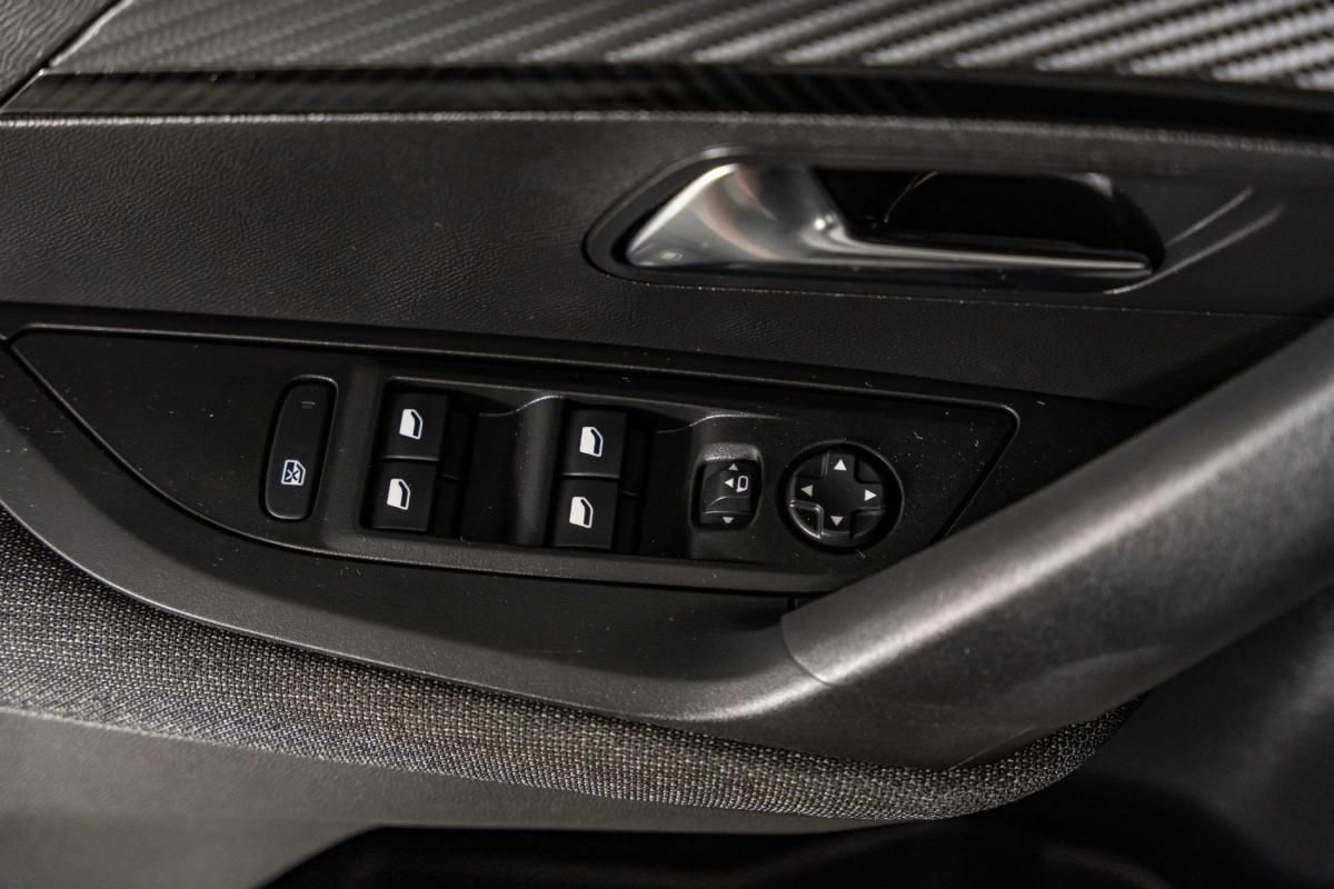 peugeot-2008-2025-gasolina-1199cc