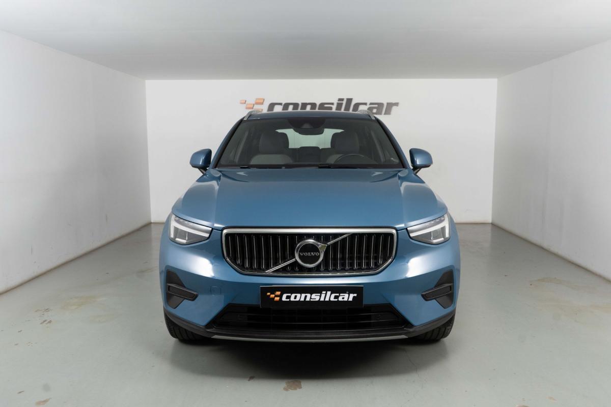 volvo-xc40-2022-hibrido-a-gasolina-1477cc