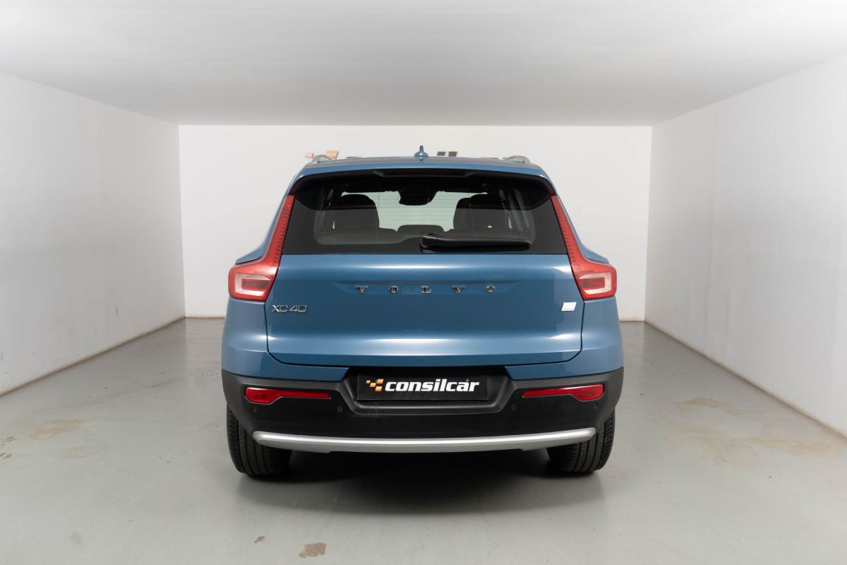 volvo-xc40-2022-hibrido-a-gasolina-1477cc
