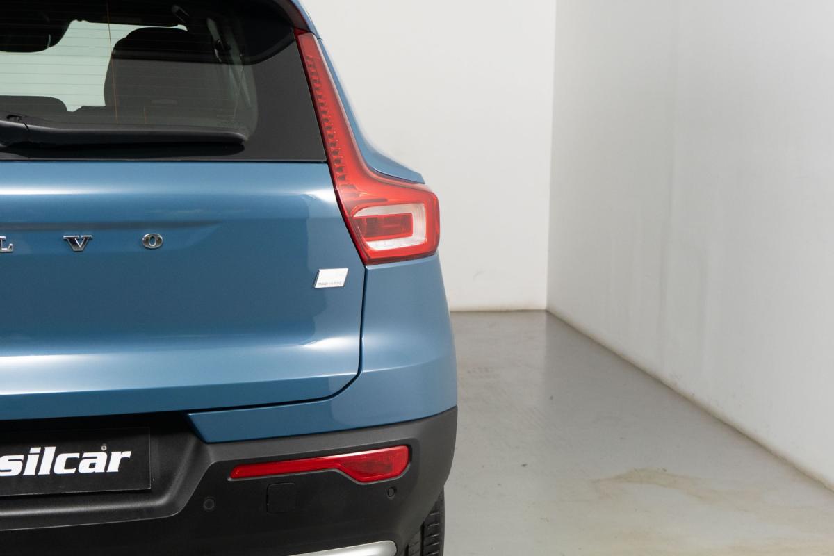 volvo-xc40-2022-hibrido-a-gasolina-1477cc