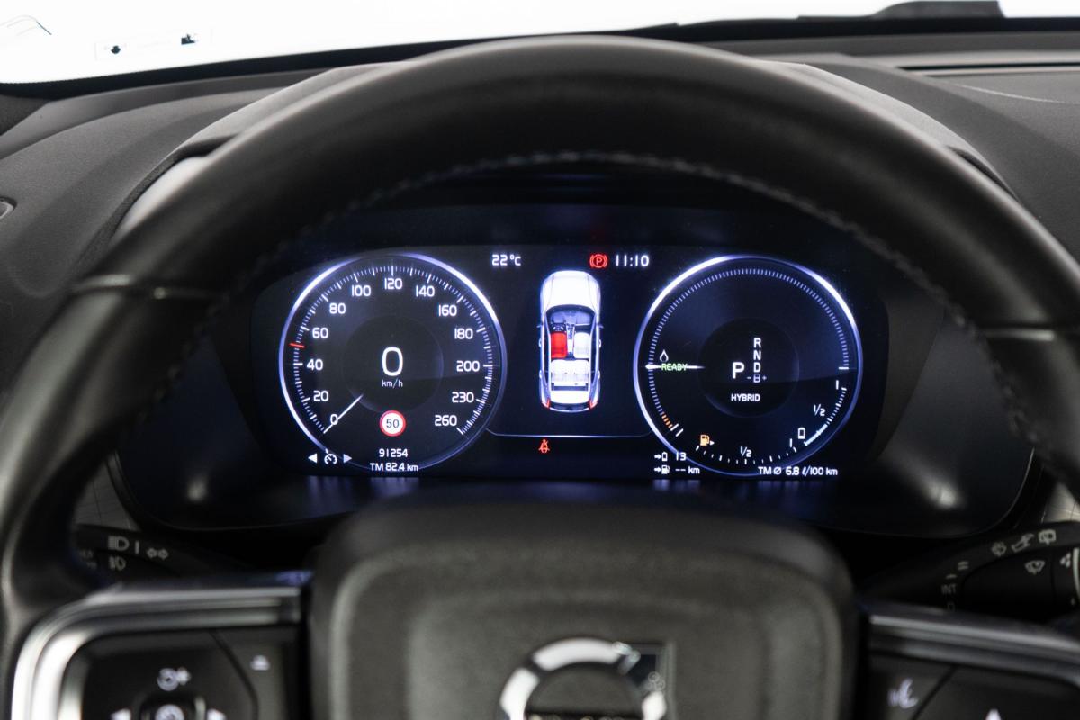 volvo-xc40-2022-hibrido-a-gasolina-1477cc