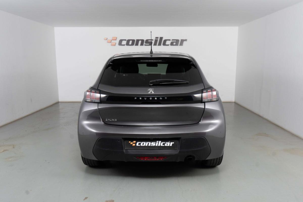 peugeot-208-2023-gasolina-1199cc