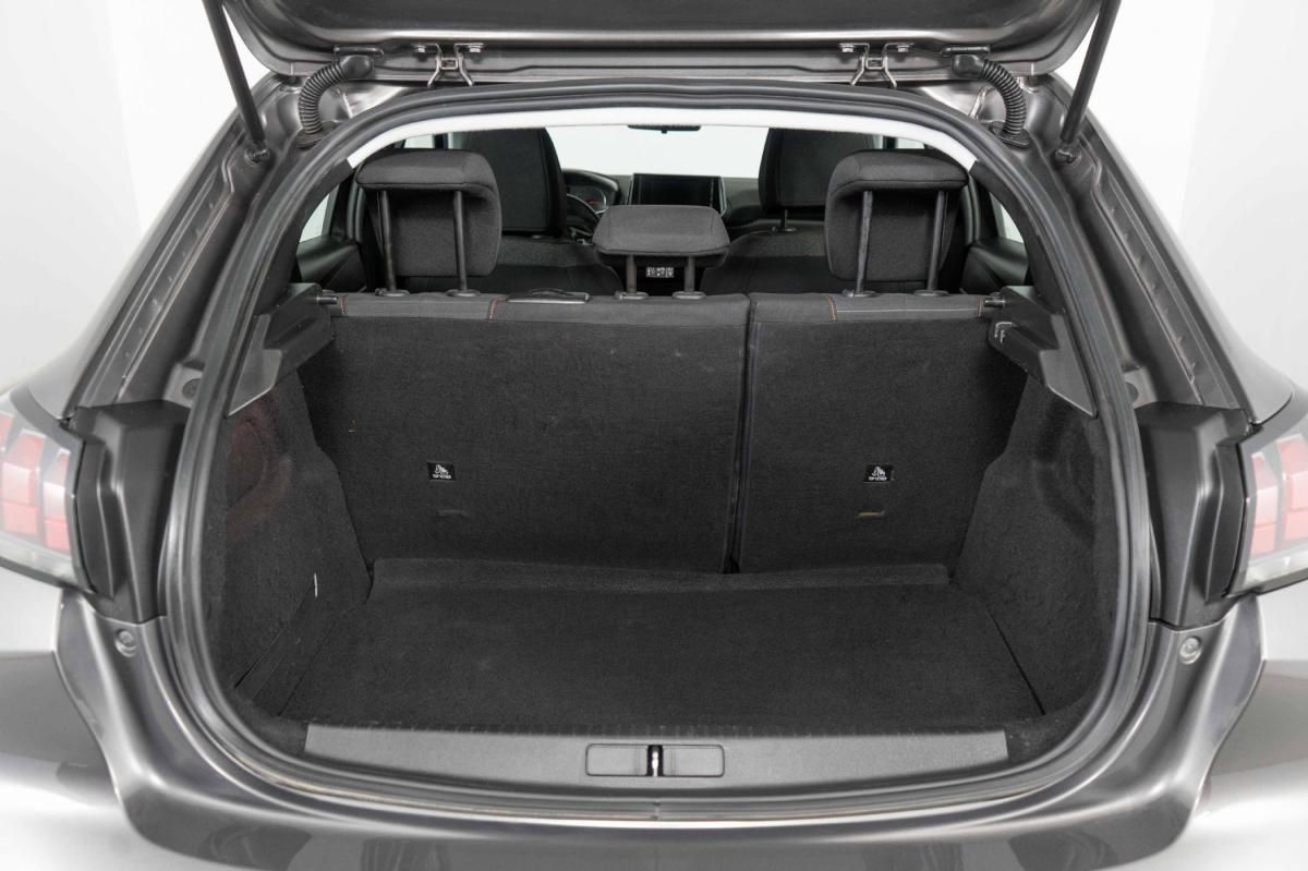peugeot-208-2022-gasolina-1199cc