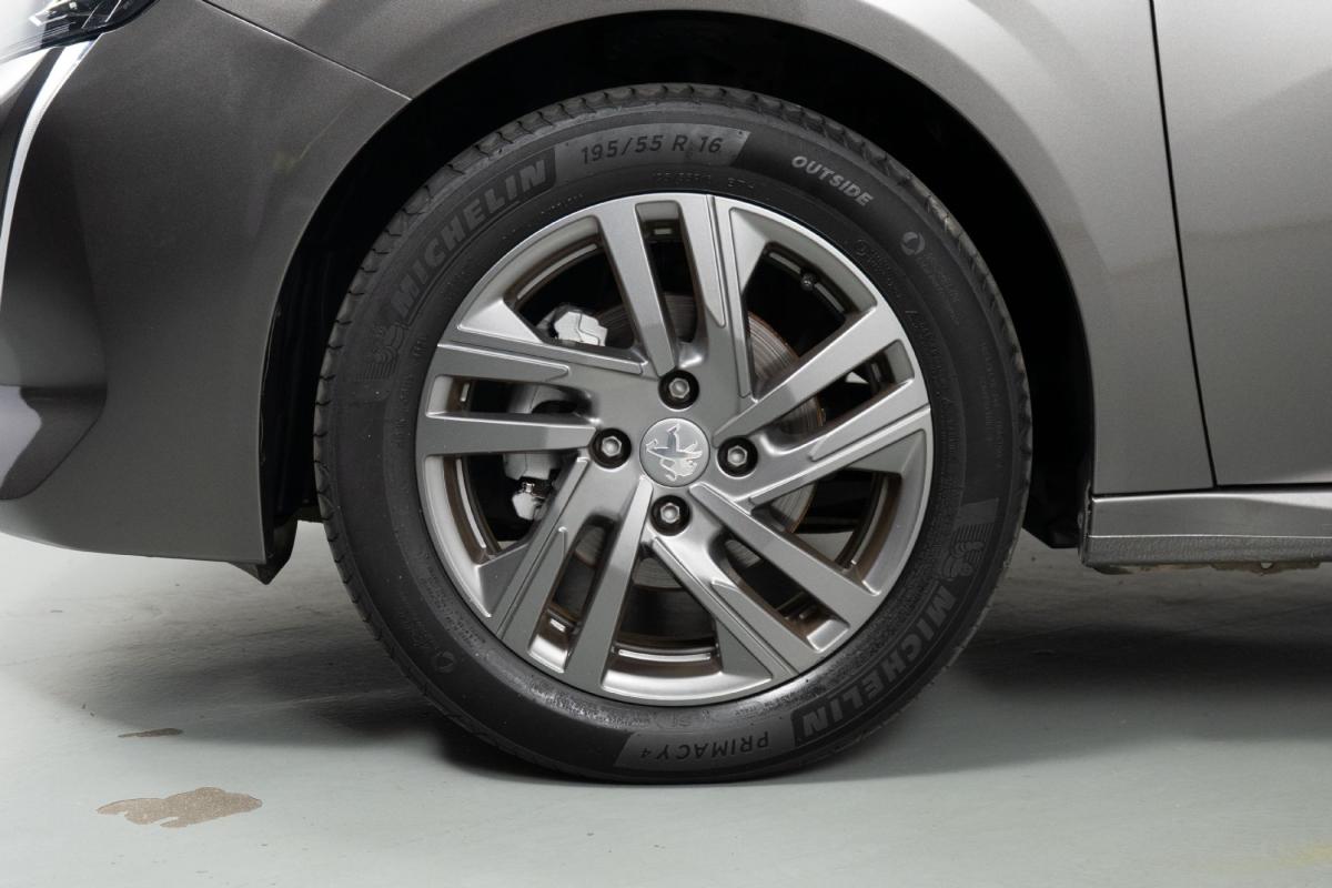 peugeot-208-2022-gasolina-1199cc