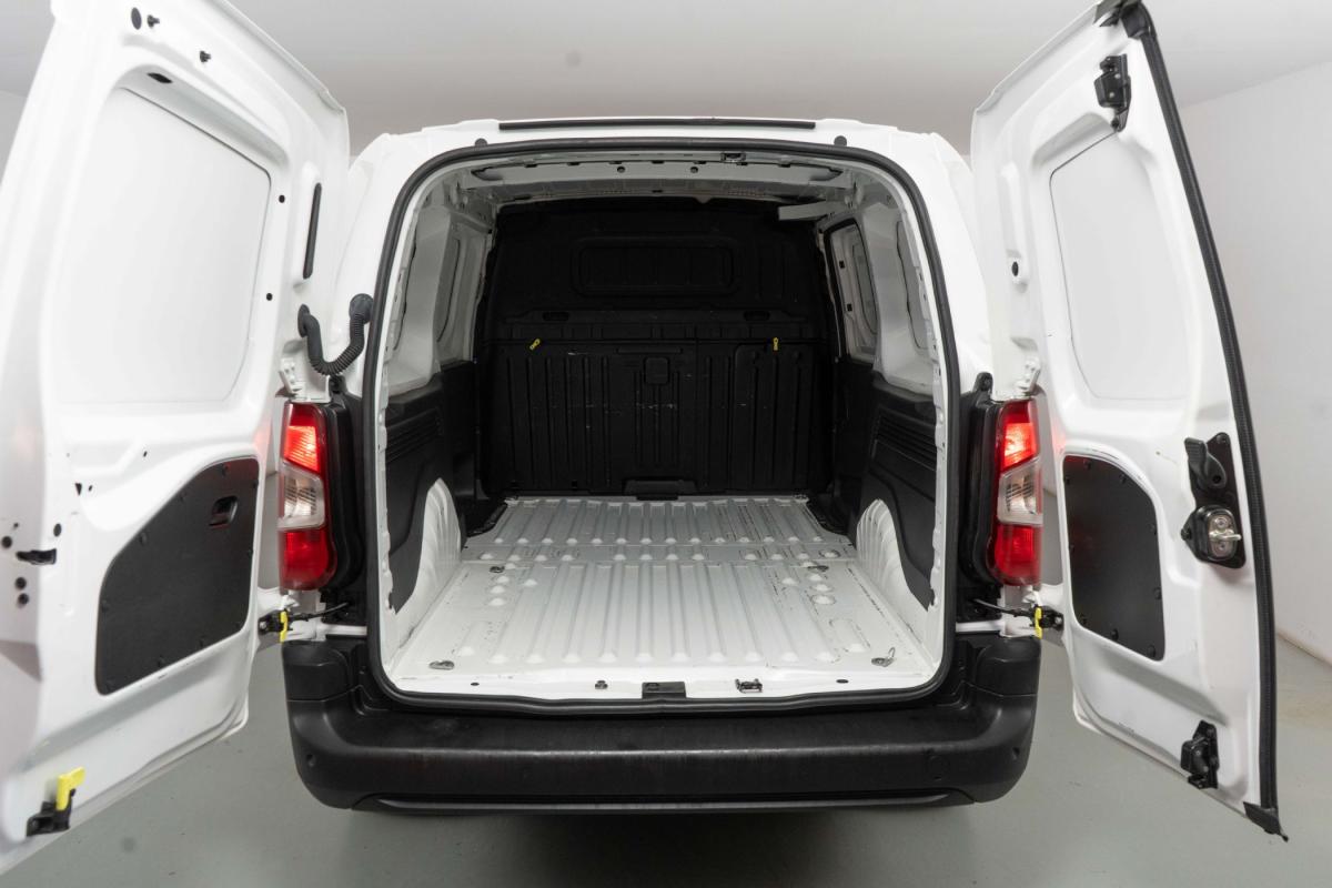 citroen-berlingo-2021-diesel-1499cc