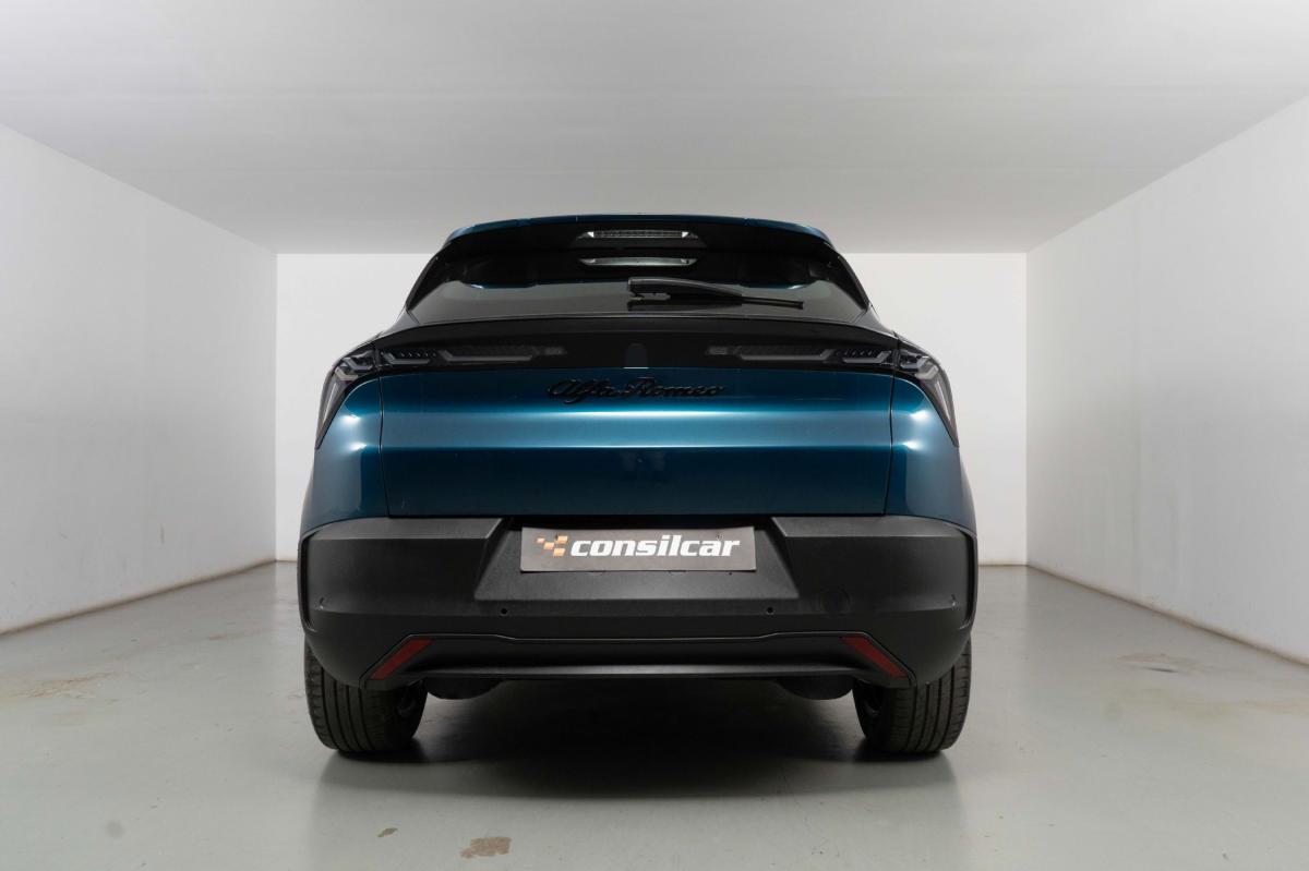 alfa-romeo-junior-2025-eletrico-0cc