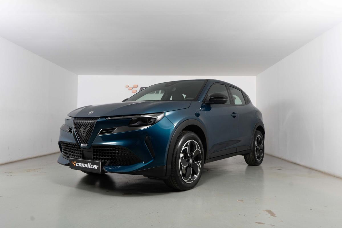 alfa-romeo-junior-2025-eletrico-0cc