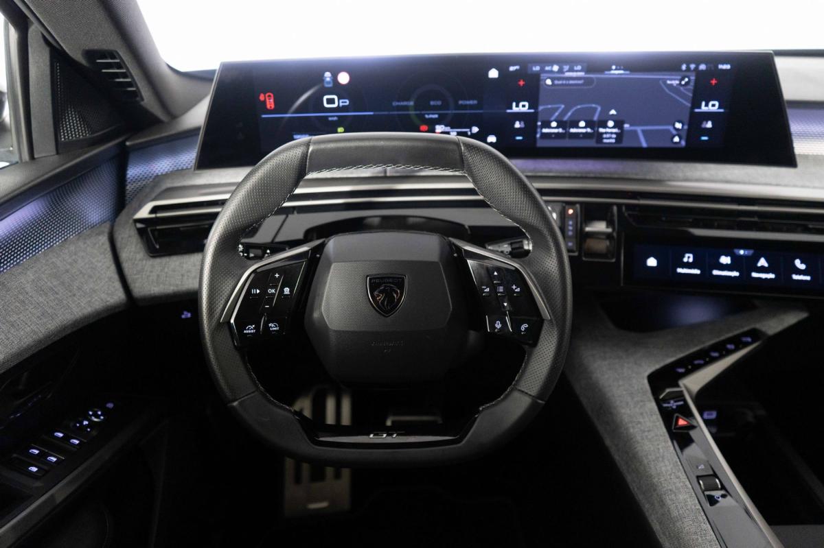 peugeot-5008-2025-gasolina-1199cc