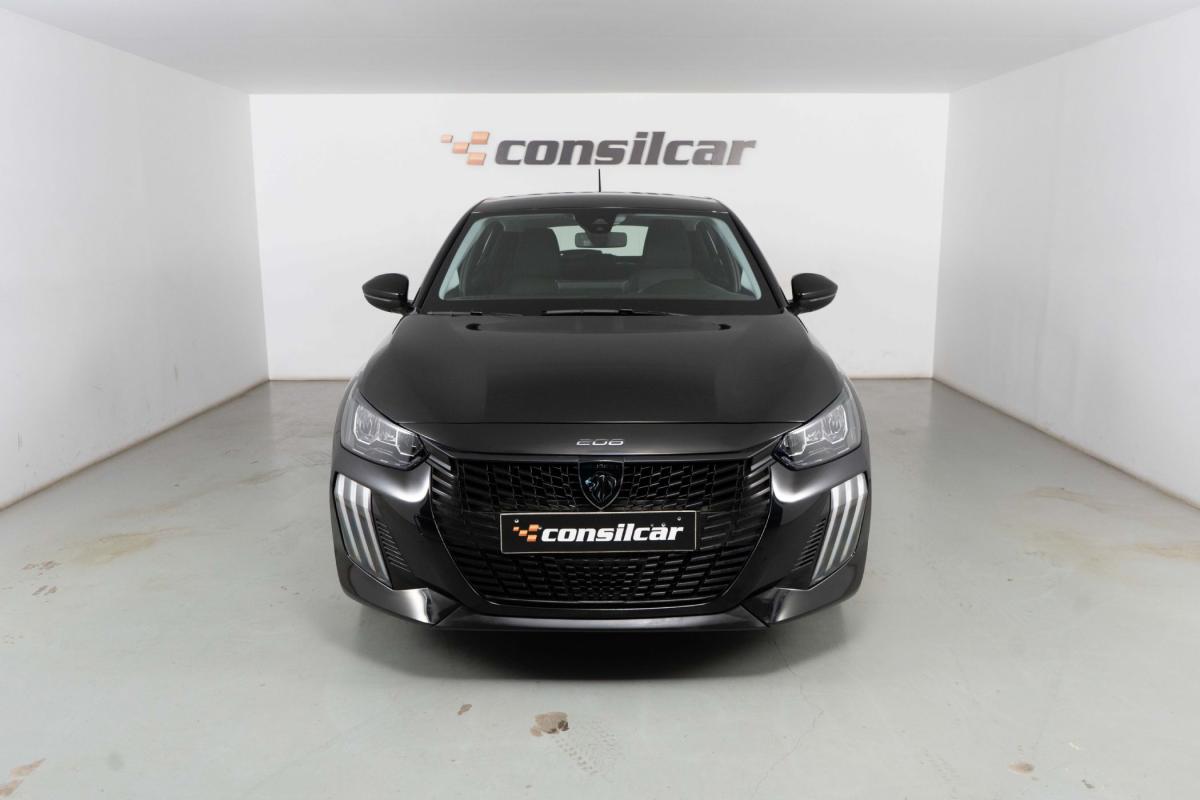peugeot-208-2025-gasolina-1199cc
