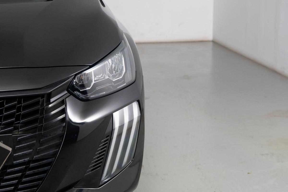 peugeot-208-2025-gasolina-1199cc