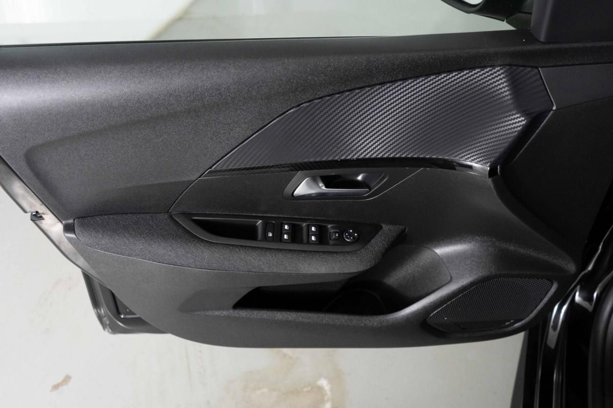 peugeot-208-2025-gasolina-1199cc