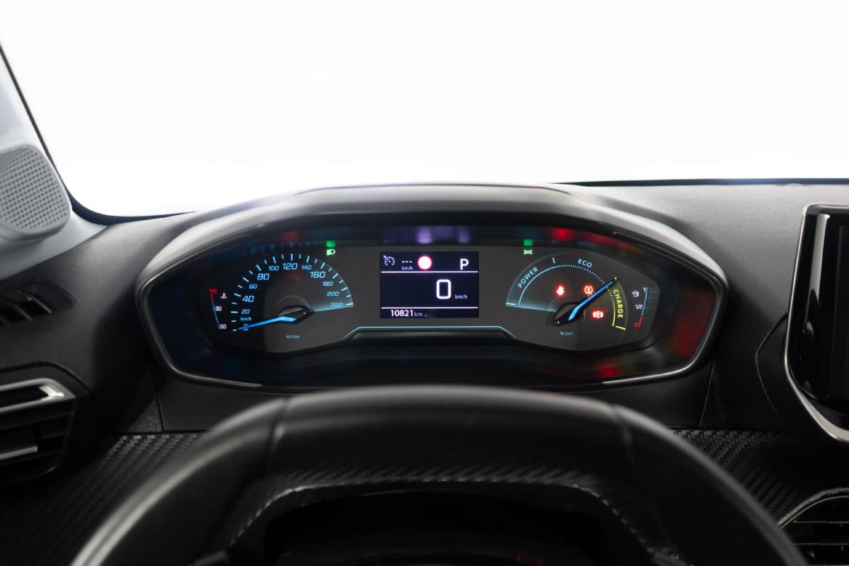 peugeot-208-2025-gasolina-1199cc