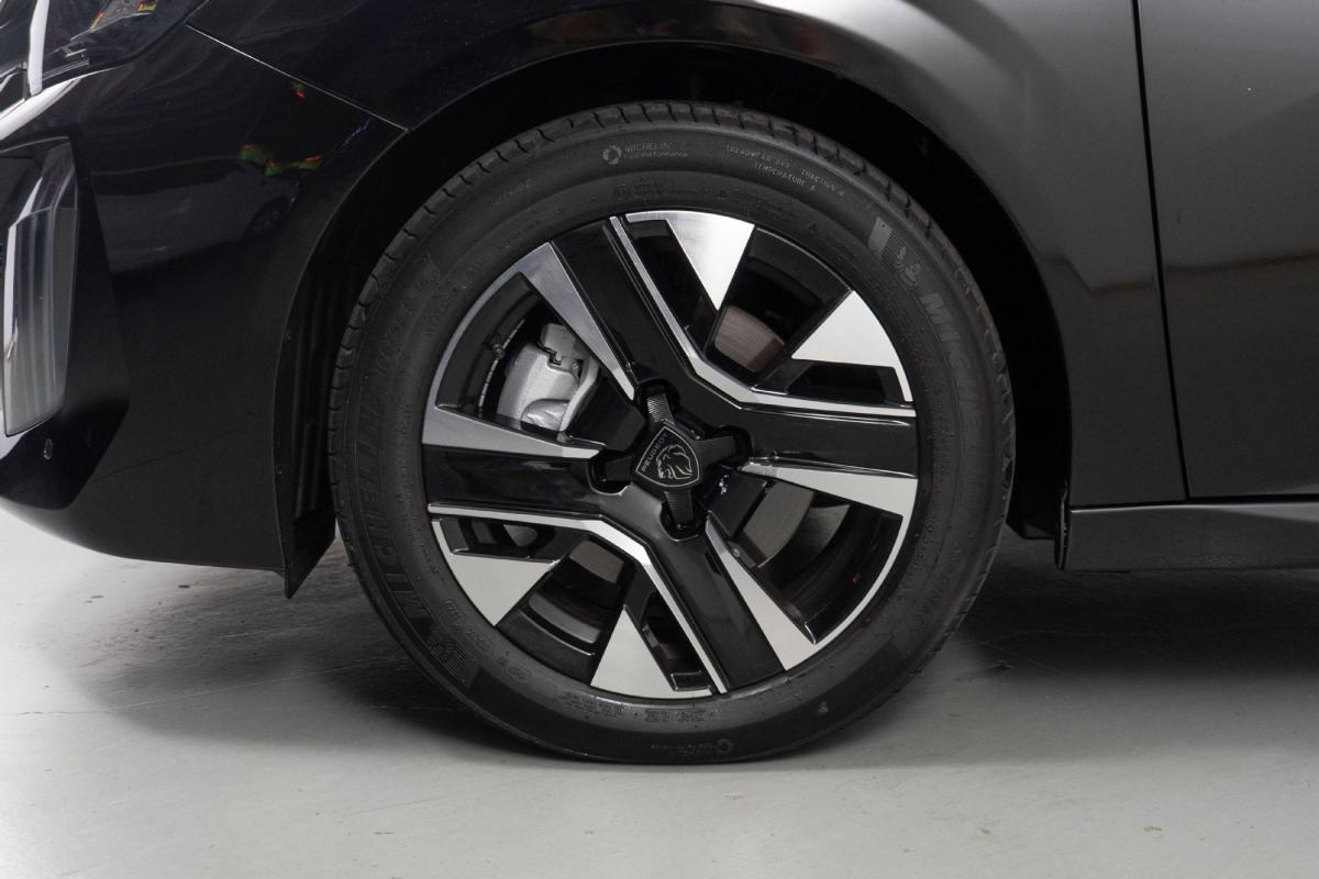 peugeot-208-2025-gasolina-1199cc