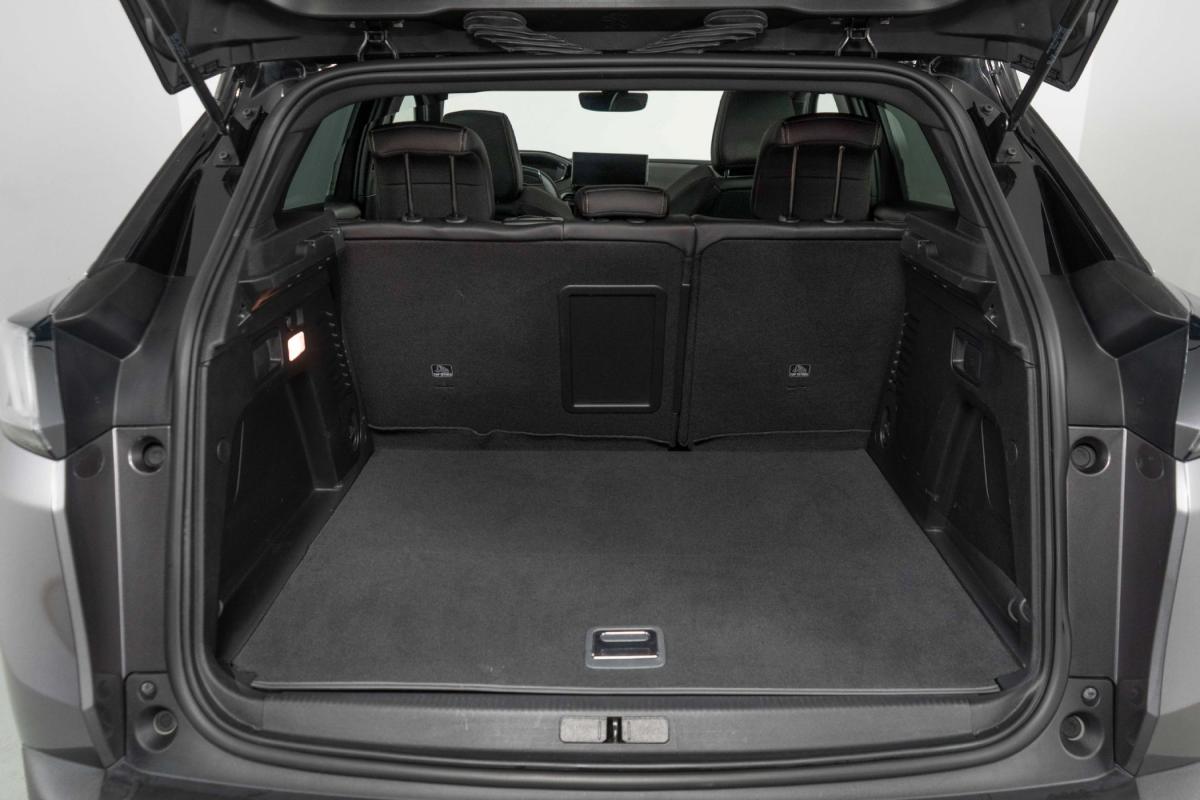 peugeot-3008-2023-hibrido-a-gasolina-1598cc