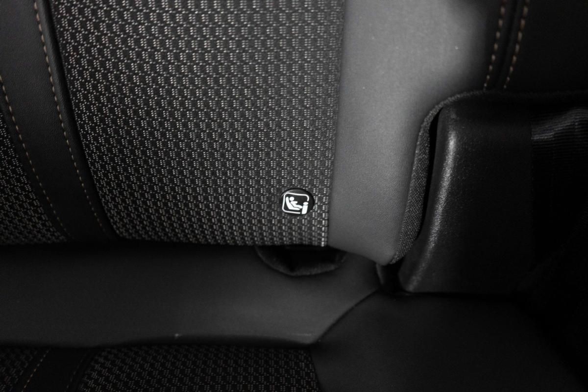 peugeot-3008-2023-hibrido-a-gasolina-1598cc