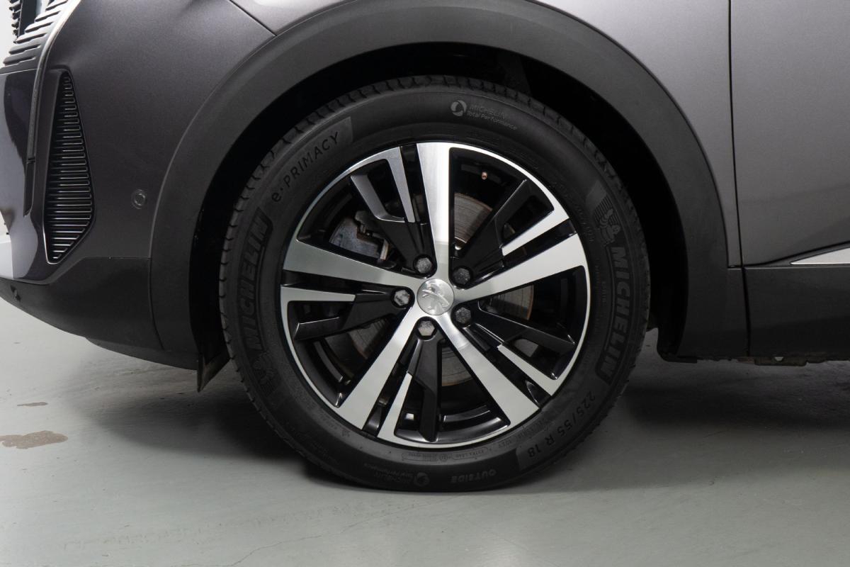 peugeot-3008-2023-hibrido-a-gasolina-1598cc