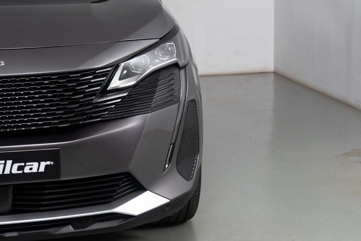 peugeot-3008-2023-hibrido-a-gasolina-1598cc