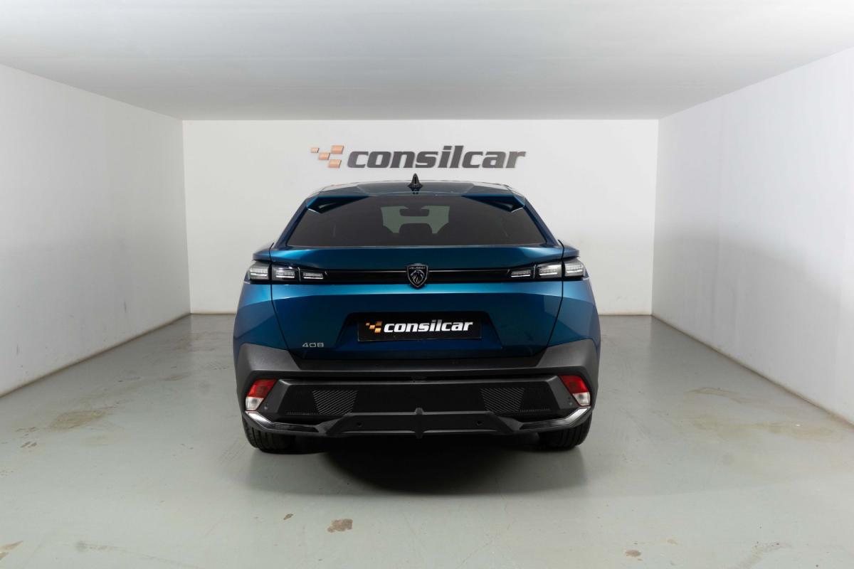peugeot-408-2025-gasolina-1199cc