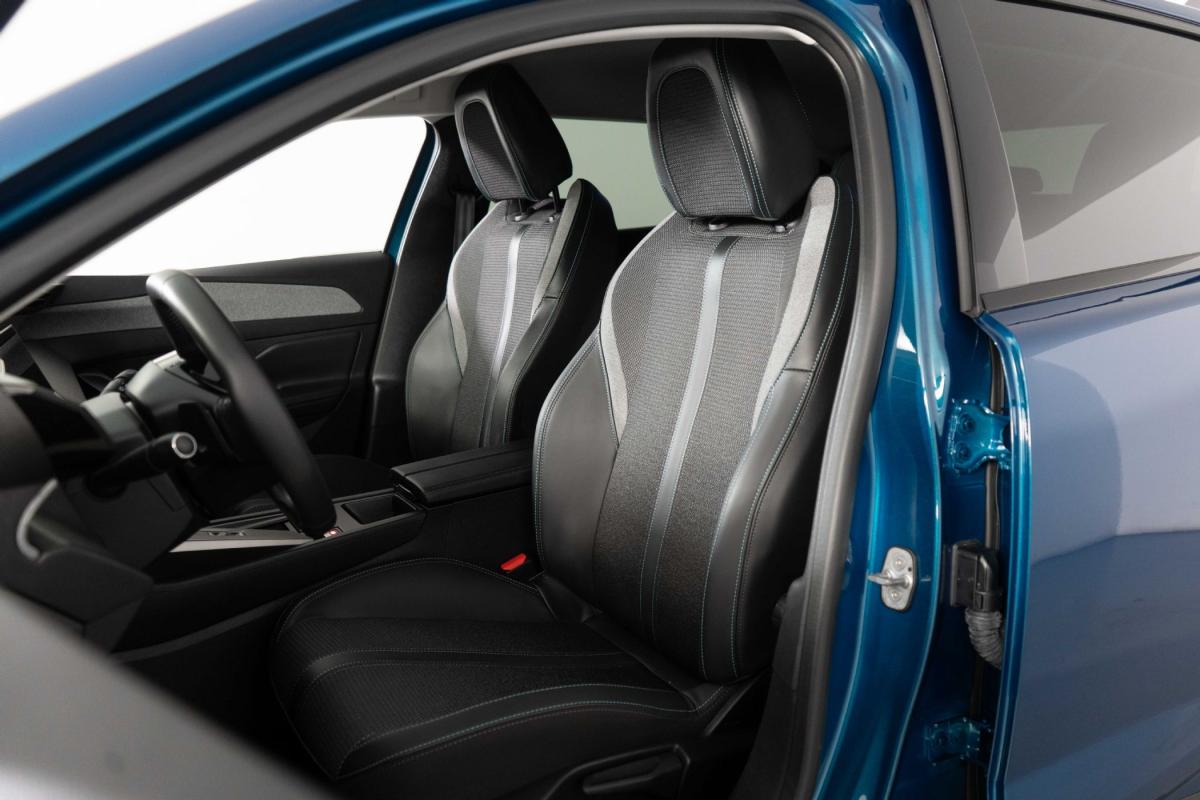 peugeot-408-2025-gasolina-1199cc