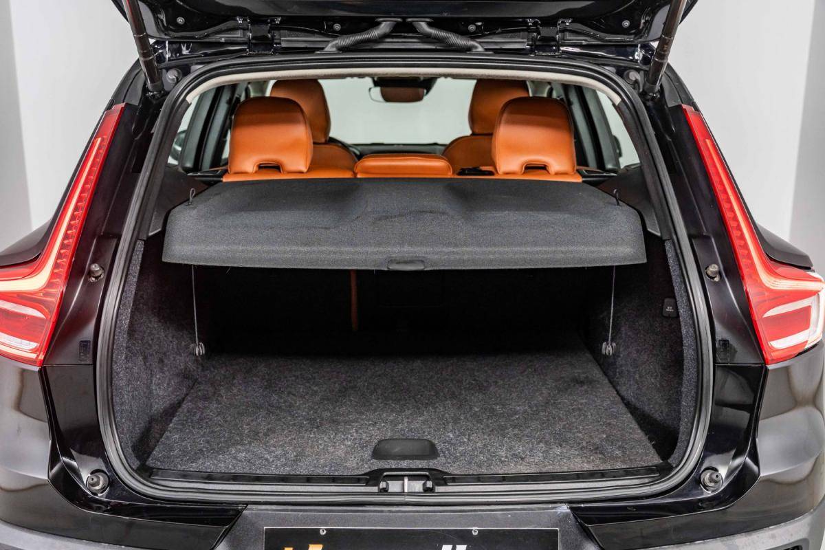 volvo-xc40-2021-hibrido-a-gasolina-1477cc