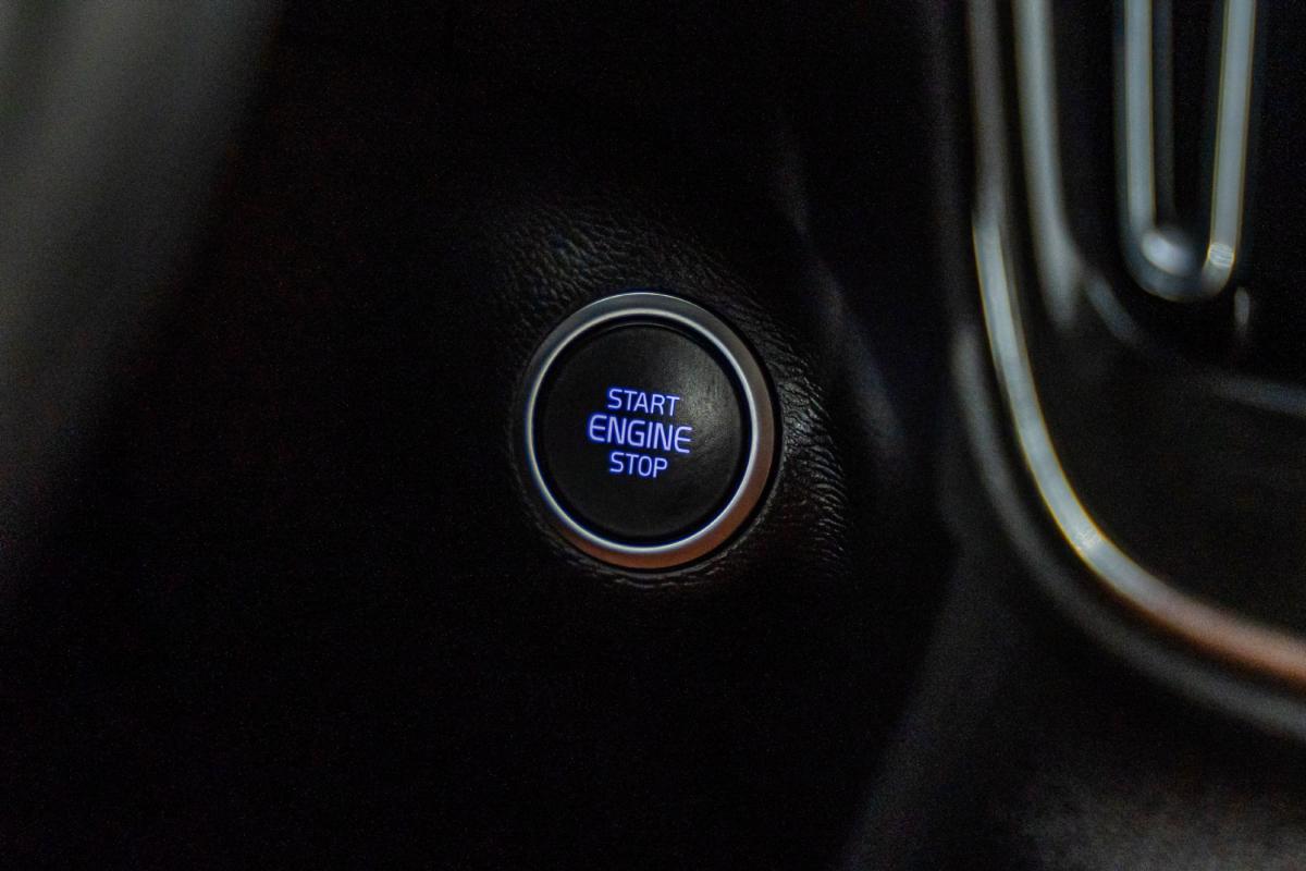 volvo-xc40-2021-hibrido-a-gasolina-1477cc