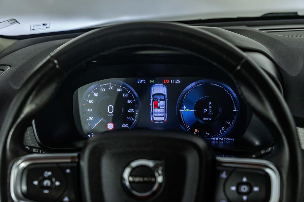 volvo-xc40-2021-hibrido-a-gasolina-1477cc