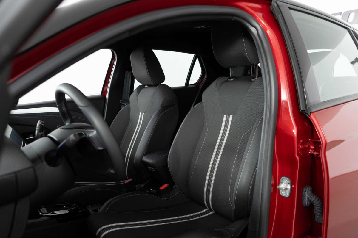 opel-corsa-2025-gasolina-1199cc
