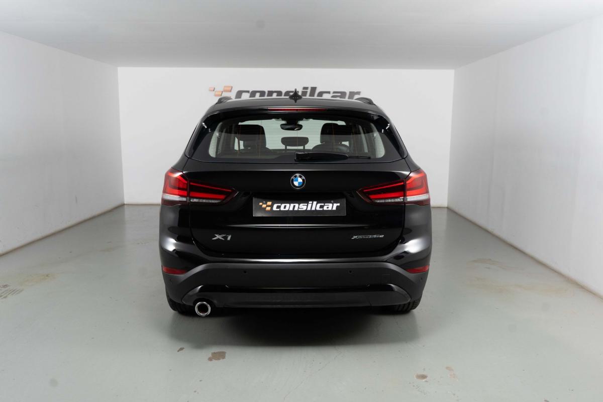 bmw-x1-2021-hibrido-a-gasolina-1499cc