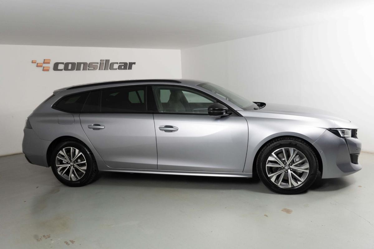 peugeot-508-sw-2023-hibrido-a-gasolina-1598cc