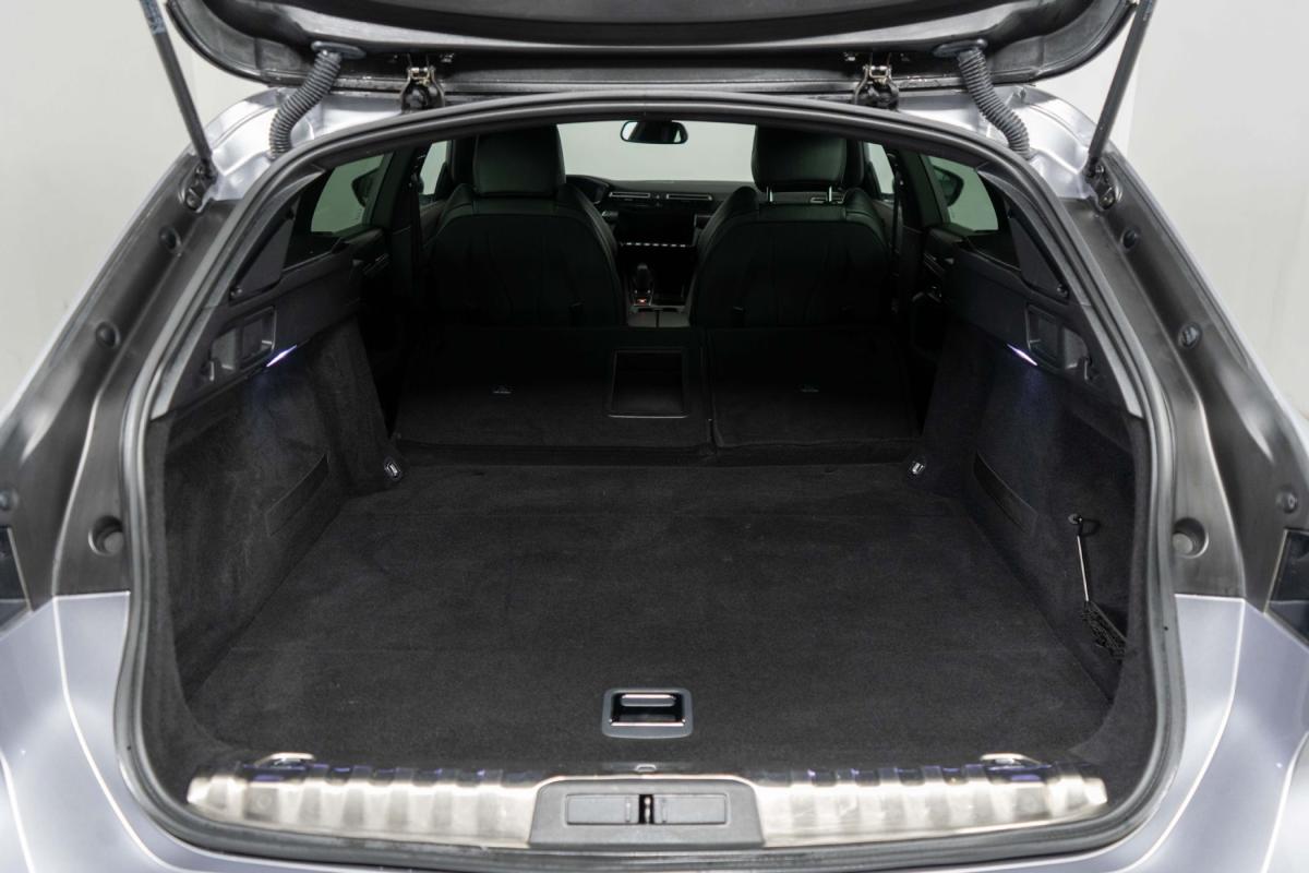 peugeot-508-sw-2023-hibrido-a-gasolina-1598cc
