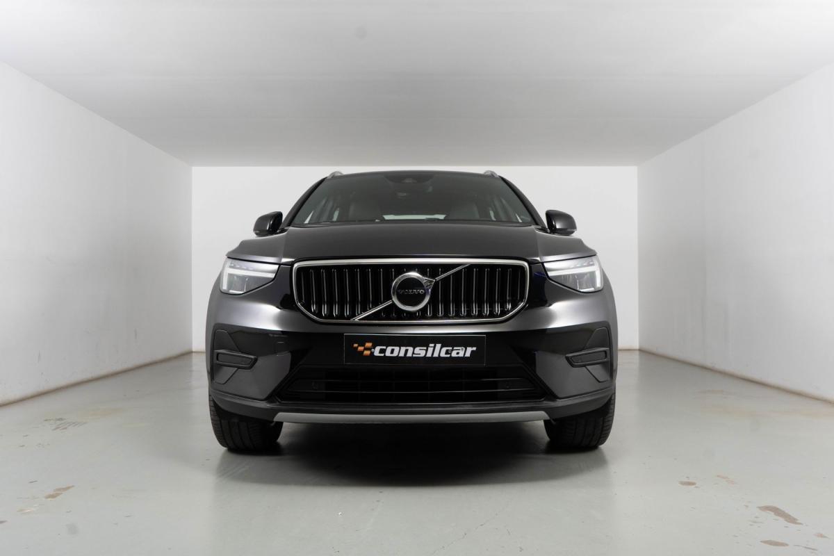 volvo-xc40-2023-hibrido-a-gasolina-1477cc