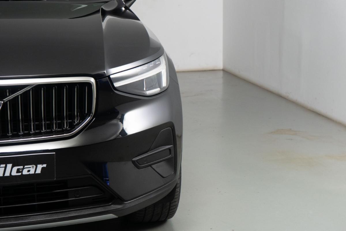 volvo-xc40-2023-hibrido-a-gasolina-1477cc