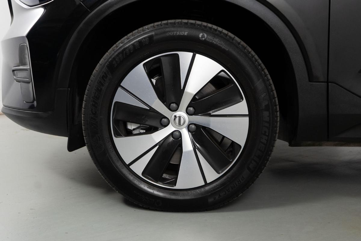 volvo-xc40-2023-hibrido-a-gasolina-1477cc