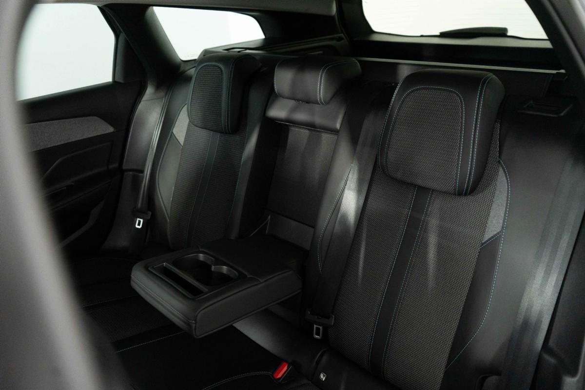 peugeot-308-sw-2024-gasolina-1199cc