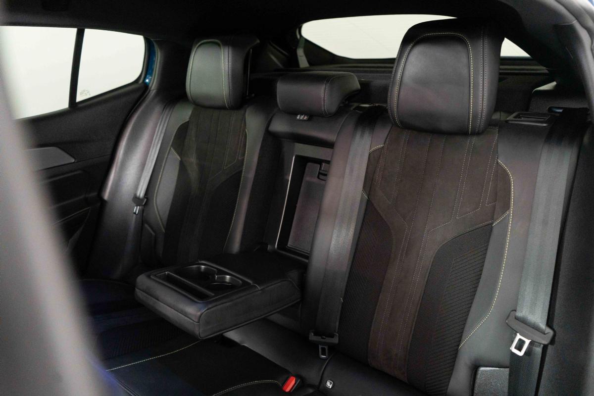 peugeot-408-2024-hibrido-a-gasolina-1598cc