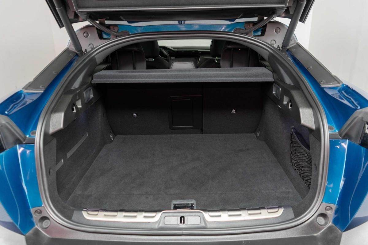 peugeot-408-2024-hibrido-a-gasolina-1598cc