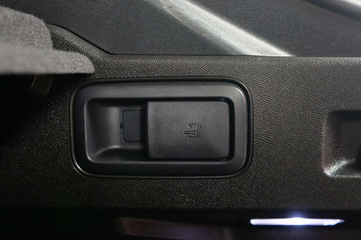 peugeot-408-2024-hibrido-a-gasolina-1598cc