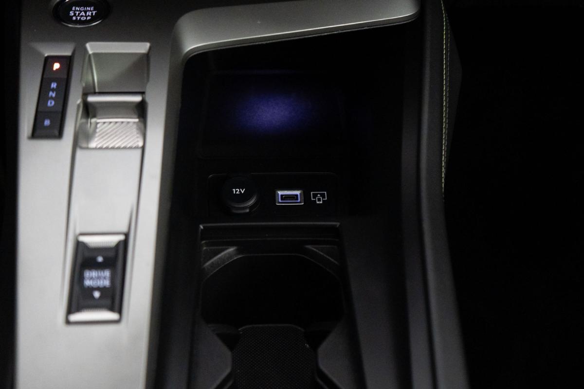 peugeot-408-2024-hibrido-a-gasolina-1598cc