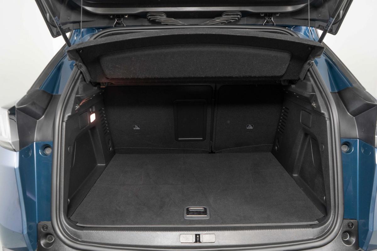 peugeot-3008-2024-hibrido-a-gasolina-1598cc