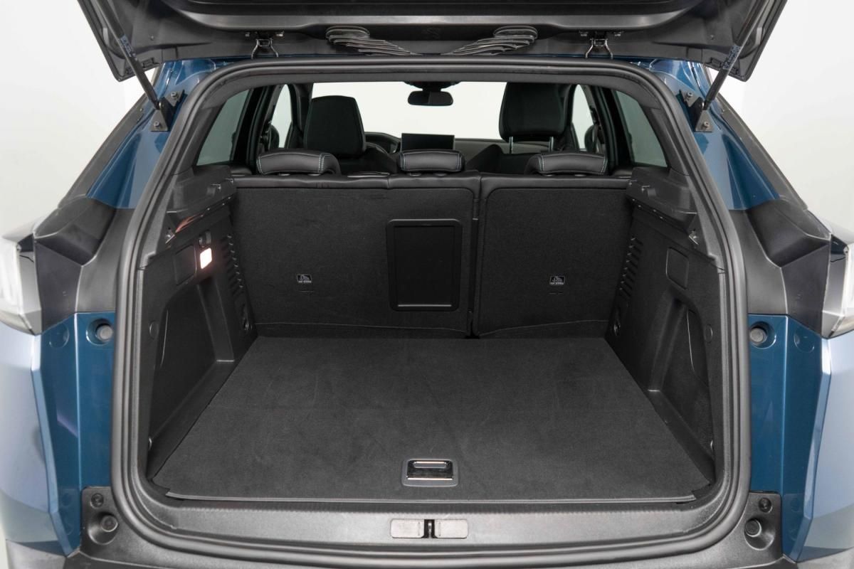 peugeot-3008-2024-hibrido-a-gasolina-1598cc