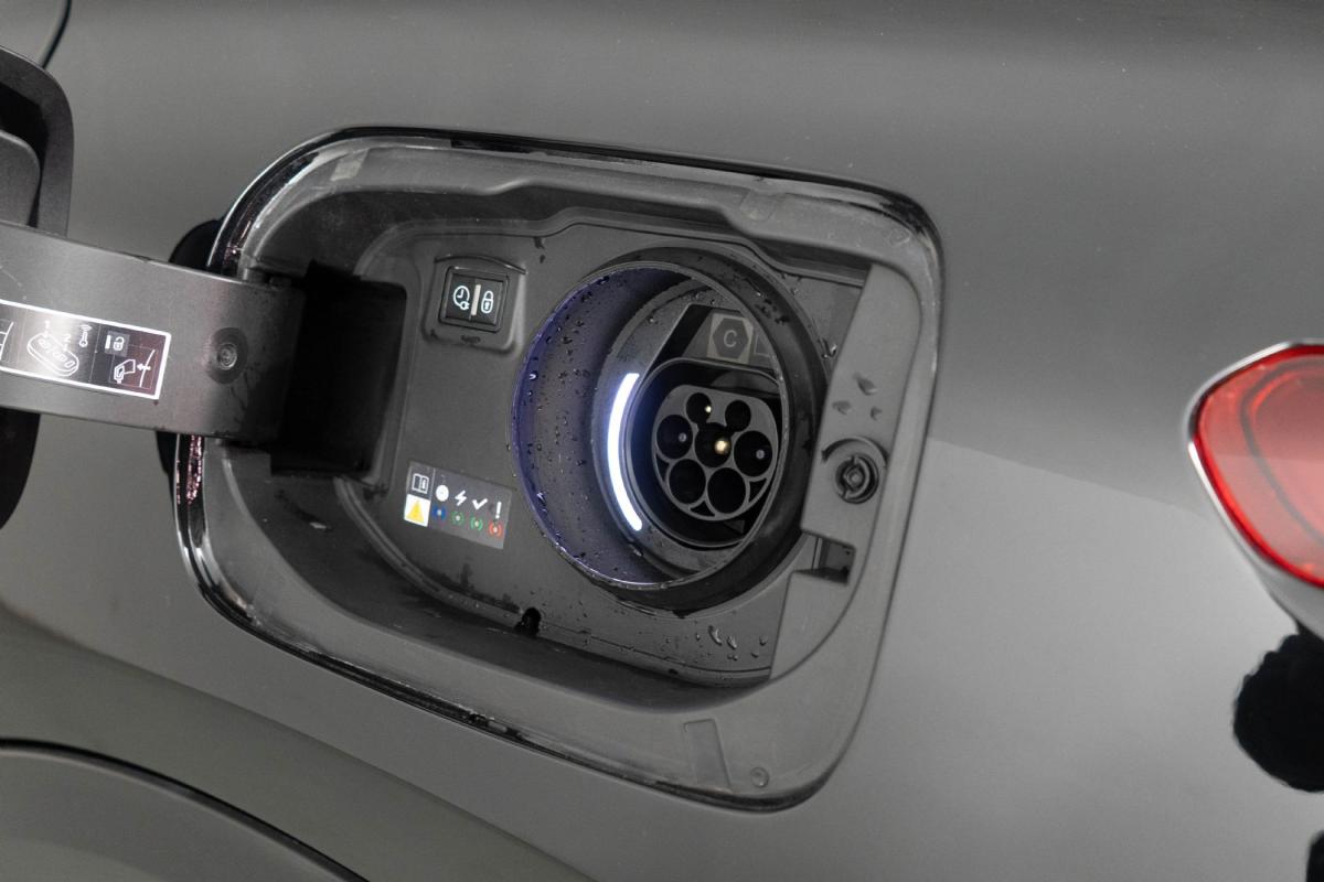 citroen-c5-x-2024-hibrido-a-gasolina-1598cc