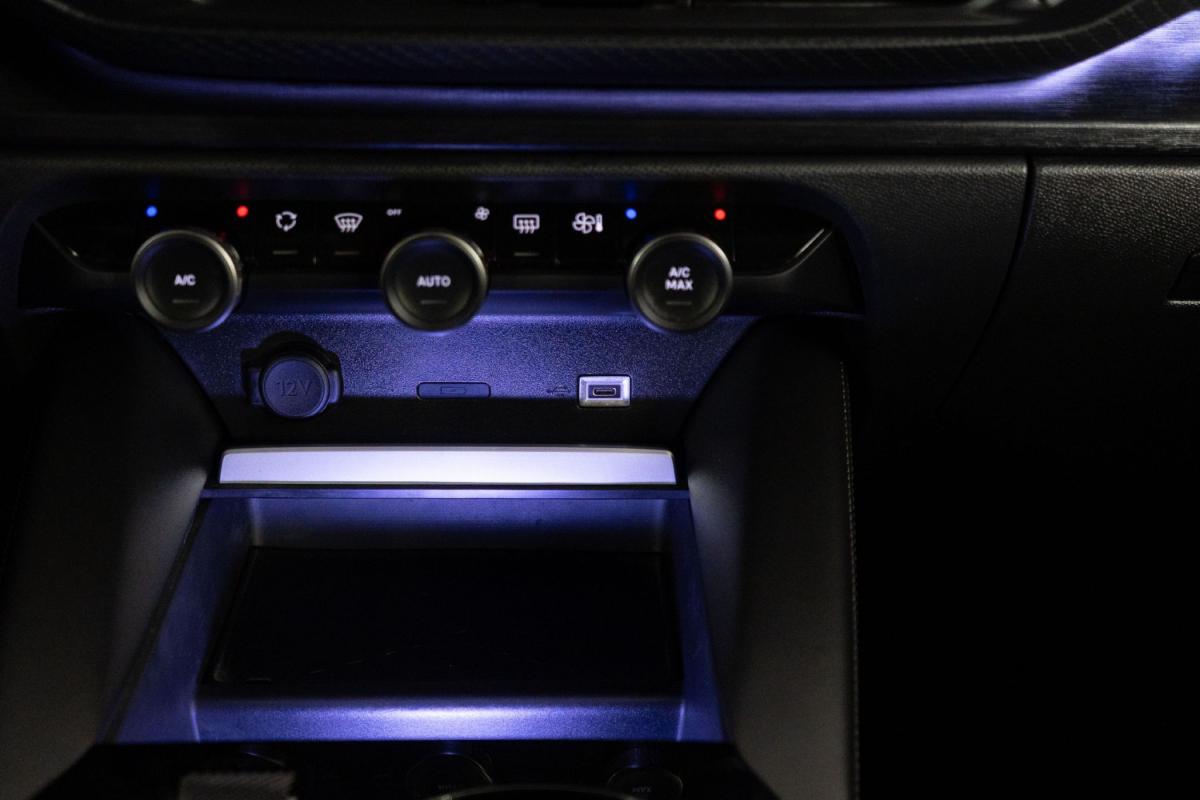 citroen-c5-x-2024-hibrido-a-gasolina-1598cc