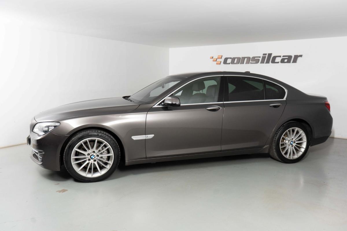 bmw-serie-7-2013-hibrido-a-gasolina-2979cc