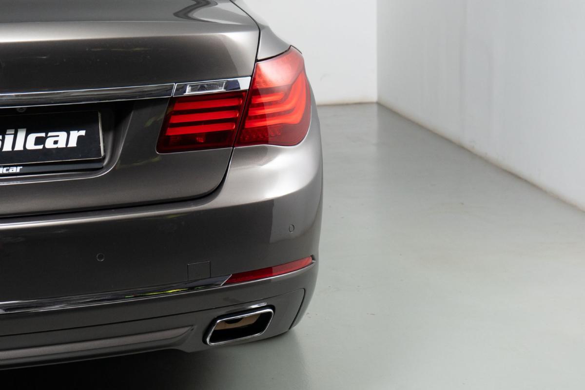 bmw-serie-7-2013-hibrido-a-gasolina-2979cc