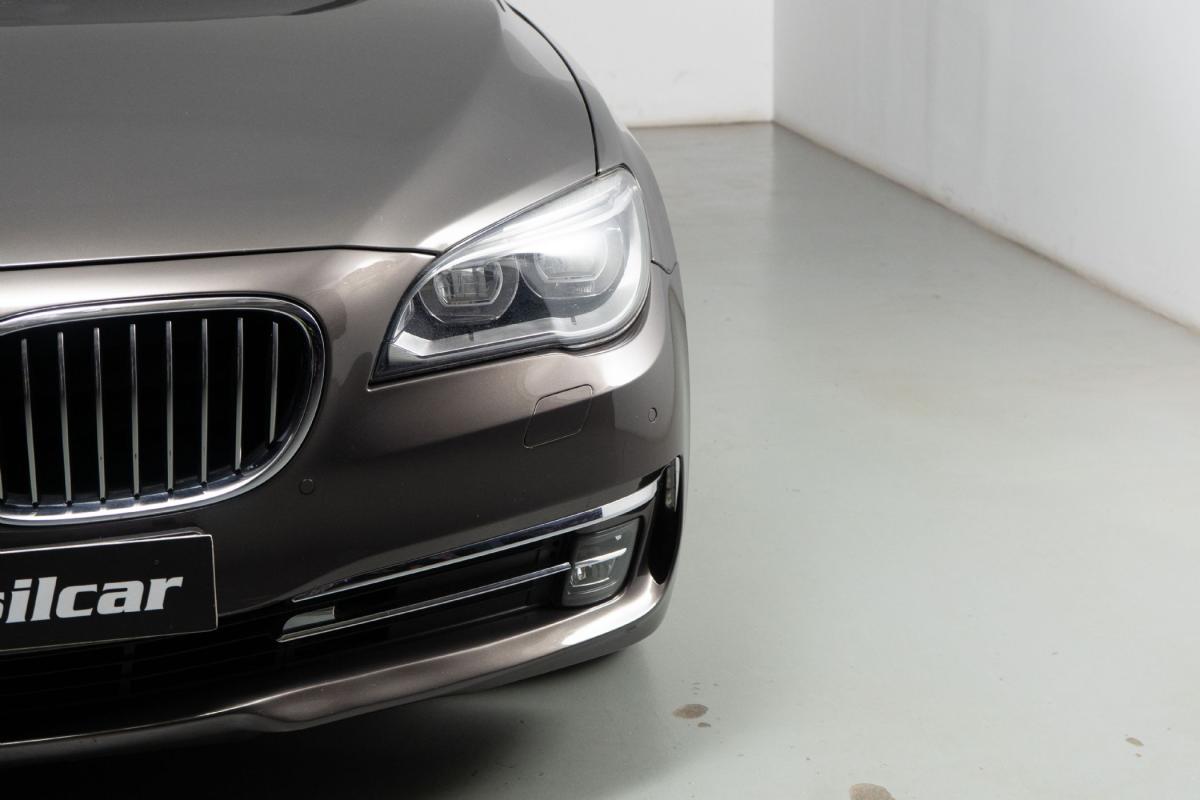 bmw-serie-7-2013-hibrido-a-gasolina-2979cc