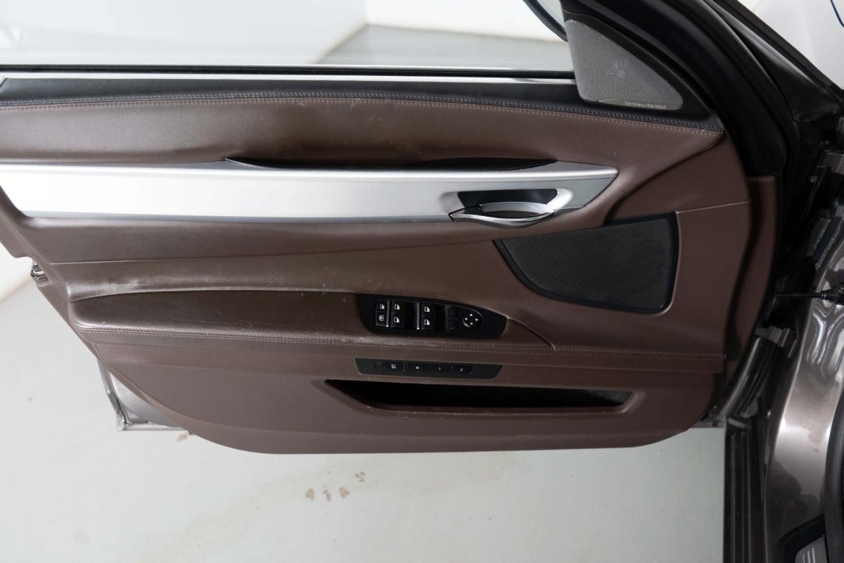 bmw-serie-7-2013-hibrido-a-gasolina-2979cc