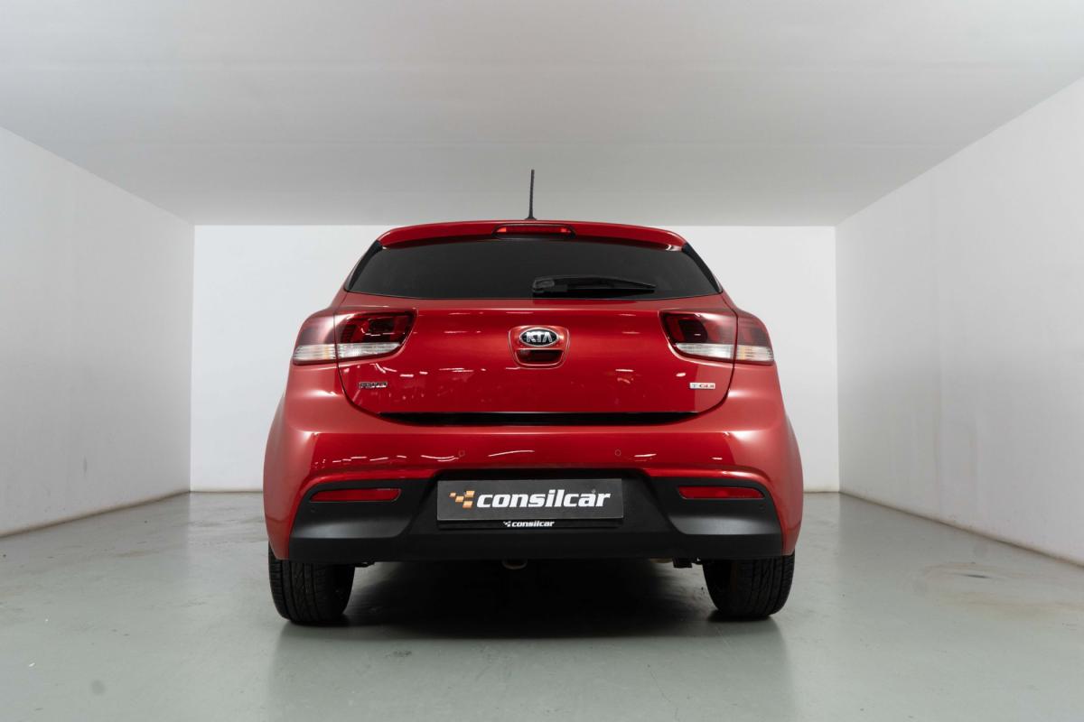 kia-rio-2017-gasolina-998cc