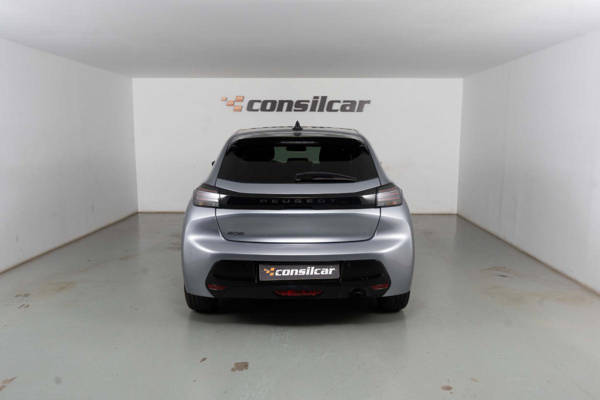 peugeot-208-2025-gasolina-1199cc