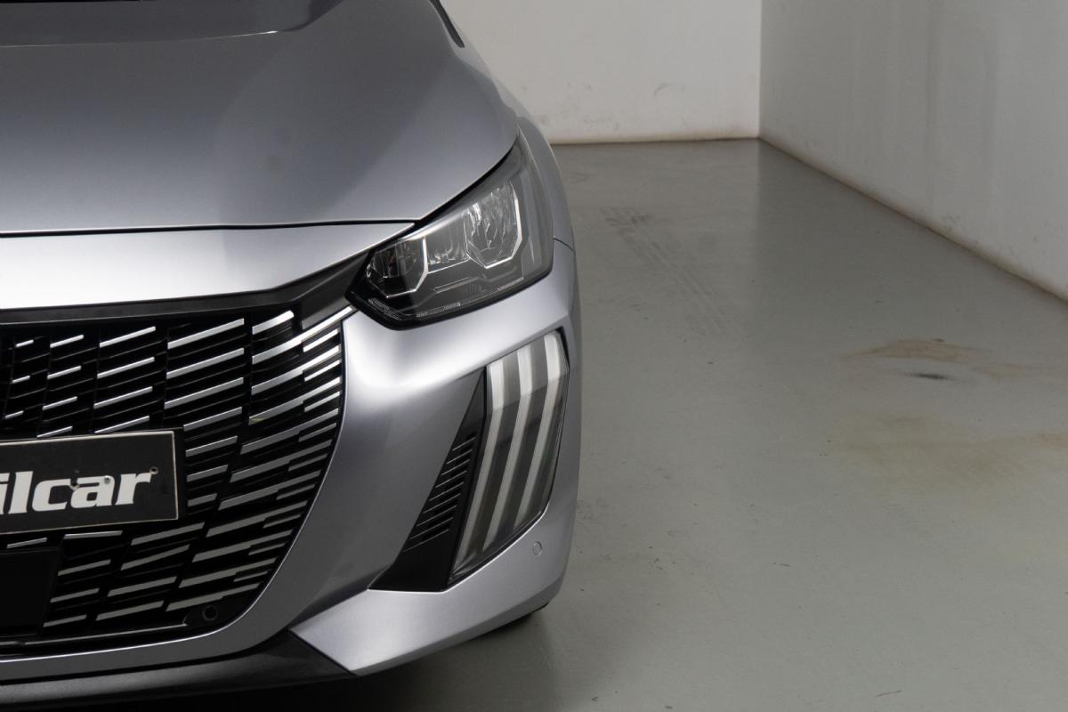 peugeot-208-2025-gasolina-1199cc